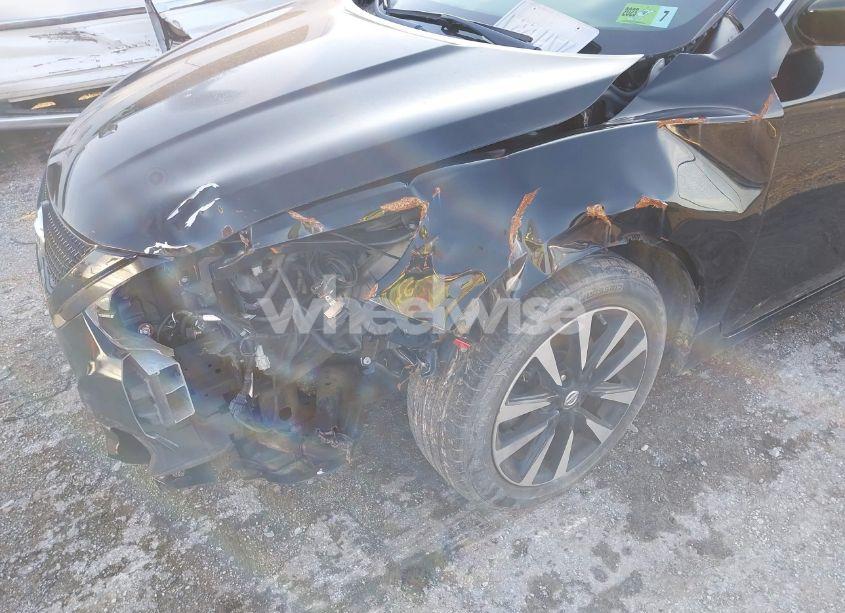 Photo 6 of 2018 Nissan Altima 2.5 SV (VIN 1N4AL3AP0JC209978)