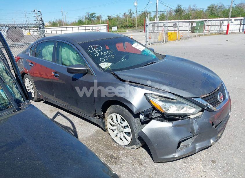 Photo 13 of 2018 Nissan Altima 2.5 S (VIN 1N4AL3AP0JC220558)