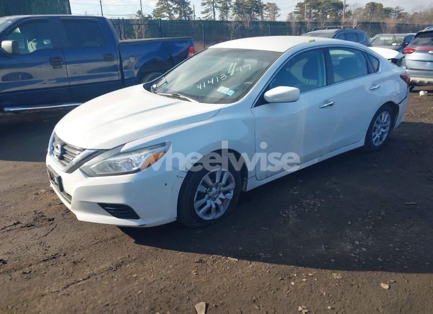 Photo 2 of 2018 Nissan Altima 2.5 S (VIN 1N4AL3AP0JC223881)