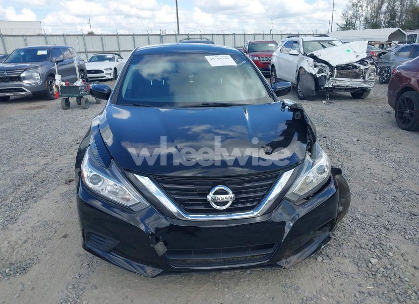 Photo 11 of 2018 Nissan Altima 2.5 S (VIN 1N4AL3AP0JC225338)