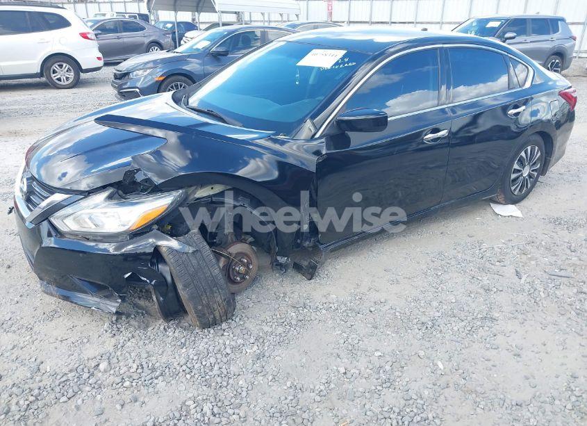 Photo 2 of 2018 Nissan Altima 2.5 S (VIN 1N4AL3AP0JC225338)