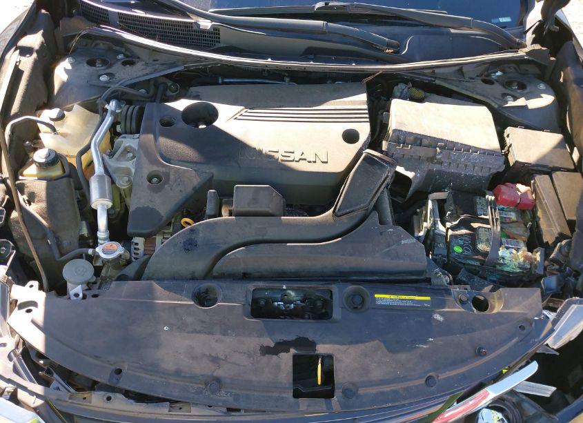 Photo 10 of 2018 Nissan Altima 2.5 S (VIN 1N4AL3AP0JC231933)