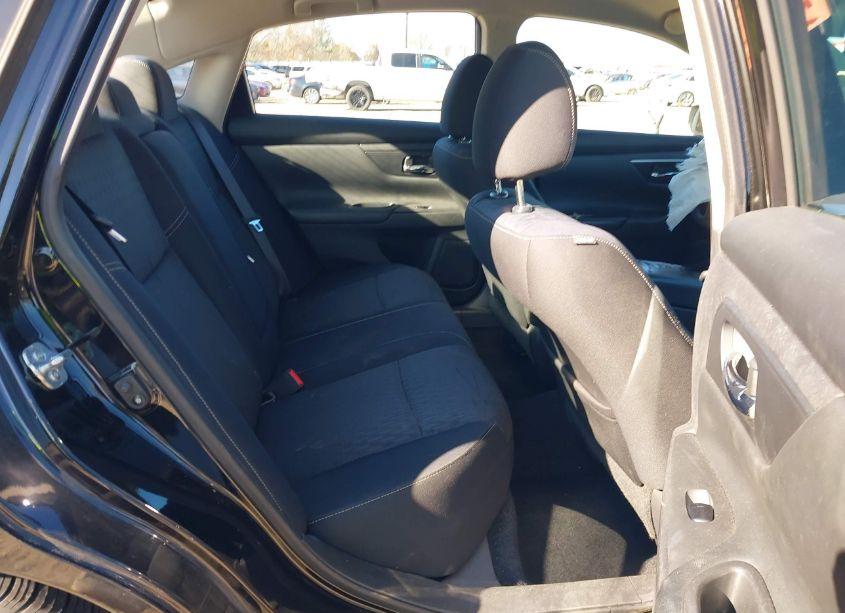 Photo 8 of 2018 Nissan Altima 2.5 S (VIN 1N4AL3AP0JC231933)