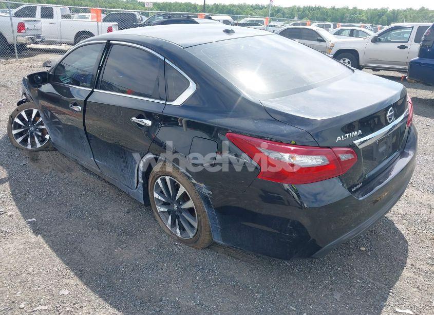 Photo 3 of 2018 Nissan Altima 2.5 SV (VIN 1N4AL3AP0JC240440)