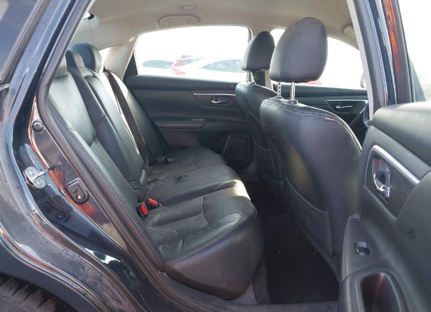 Photo 8 of 2018 Nissan Altima 2.5 SL (VIN 1N4AL3AP0JC242107)