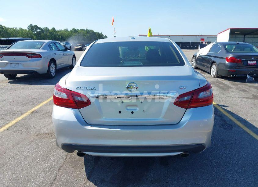 Photo 17 of 2018 Nissan Altima 2.5 SV (VIN 1N4AL3AP0JC246884)