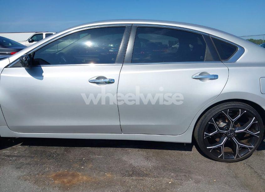 Photo 20 of 2018 Nissan Altima 2.5 SV (VIN 1N4AL3AP0JC246884)