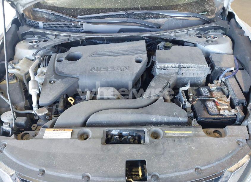 Photo 10 of 2018 Nissan Altima 2.5 SV (VIN 1N4AL3AP0JC246934)