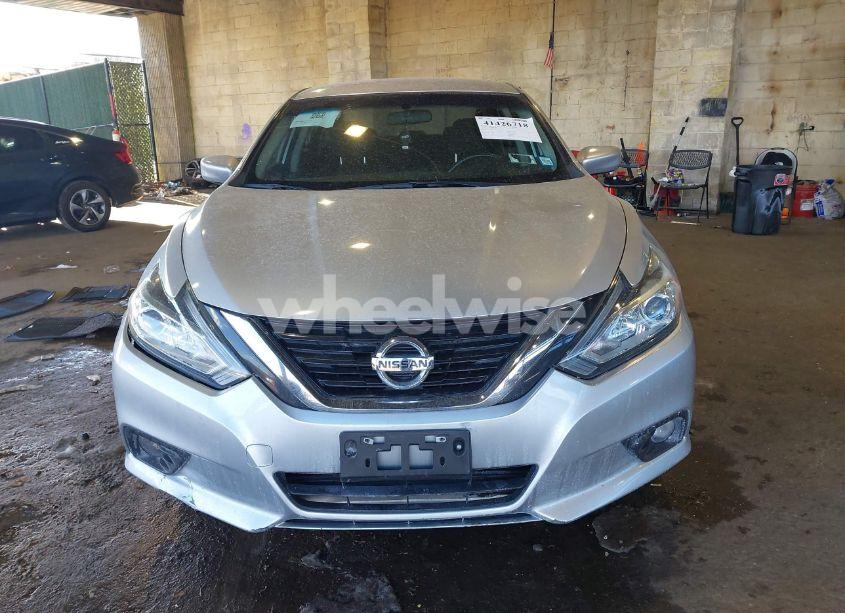 Photo 12 of 2018 Nissan Altima 2.5 SV (VIN 1N4AL3AP0JC246934)