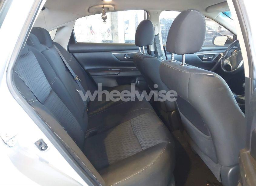 Photo 8 of 2018 Nissan Altima 2.5 SV (VIN 1N4AL3AP0JC246934)