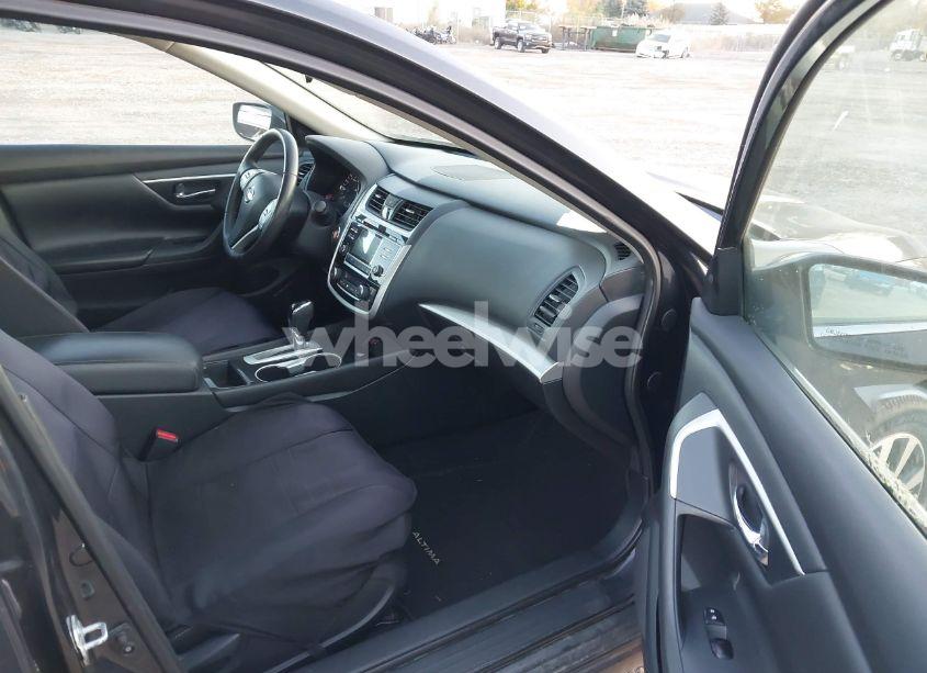 Photo 5 of 2018 Nissan Altima 2.5 SV (VIN 1N4AL3AP0JC252006)