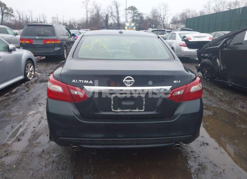 Photo 15 of 2018 Nissan Altima 2.5 SV (VIN 1N4AL3AP0JC253981)