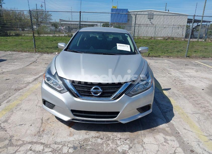 Photo 12 of 2018 Nissan Altima 2.5 S (VIN 1N4AL3AP0JC269632)