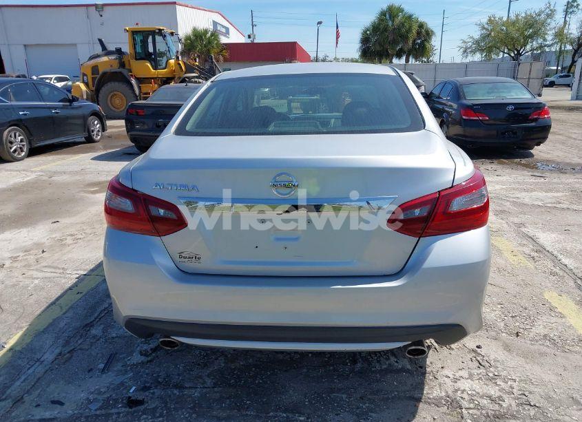 Photo 16 of 2018 Nissan Altima 2.5 S (VIN 1N4AL3AP0JC269632)