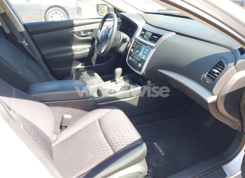 Photo 5 of 2018 Nissan Altima 2.5 S (VIN 1N4AL3AP0JC269632)