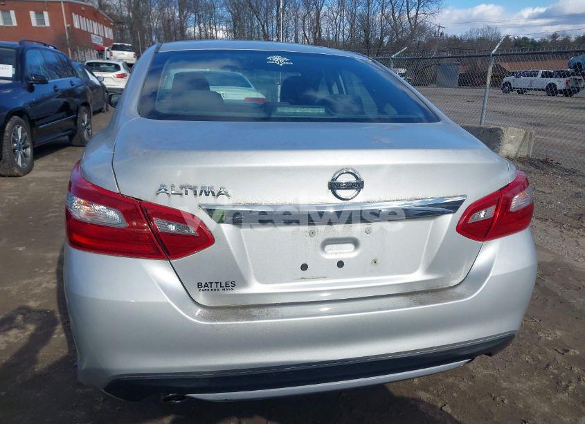 Photo 16 of 2018 Nissan Altima 2.5 S (VIN 1N4AL3AP0JC274975)