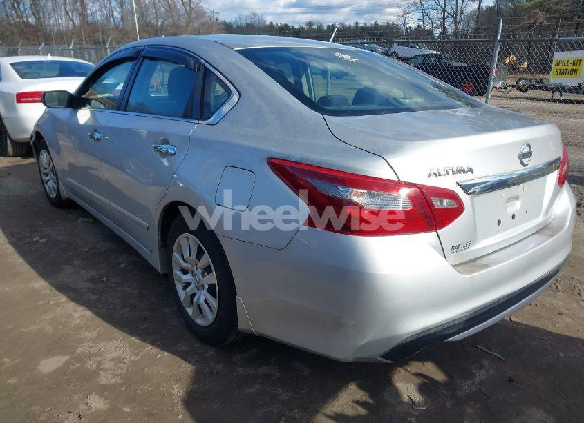 Photo 3 of 2018 Nissan Altima 2.5 S (VIN 1N4AL3AP0JC274975)
