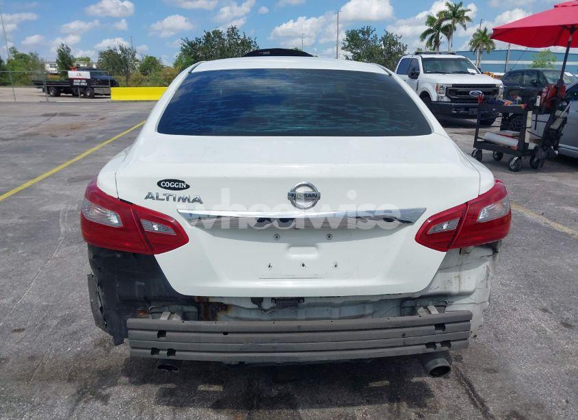 Photo 17 of 2018 Nissan Altima 2.5 S (VIN 1N4AL3AP0JC283112)