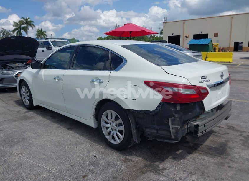 Photo 3 of 2018 Nissan Altima 2.5 S (VIN 1N4AL3AP0JC283112)