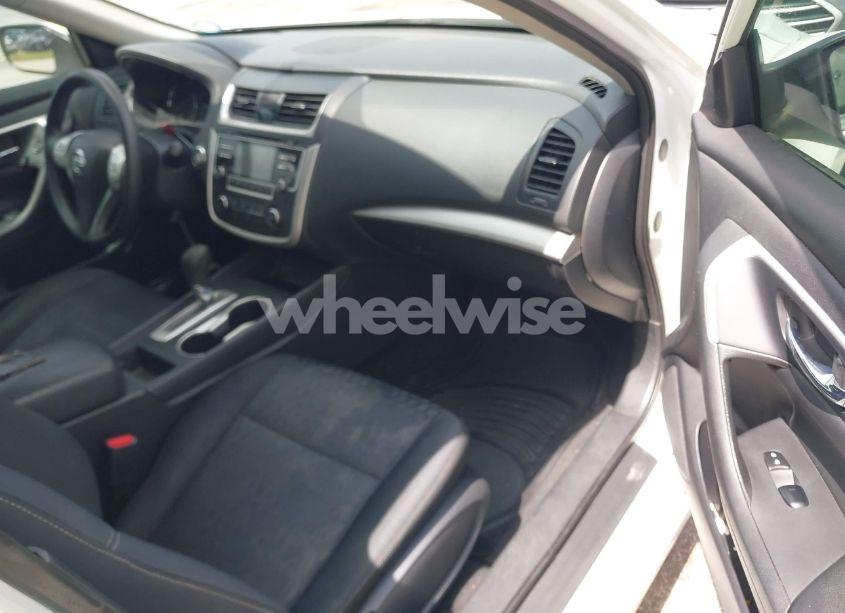 Photo 5 of 2018 Nissan Altima 2.5 S (VIN 1N4AL3AP0JC283112)