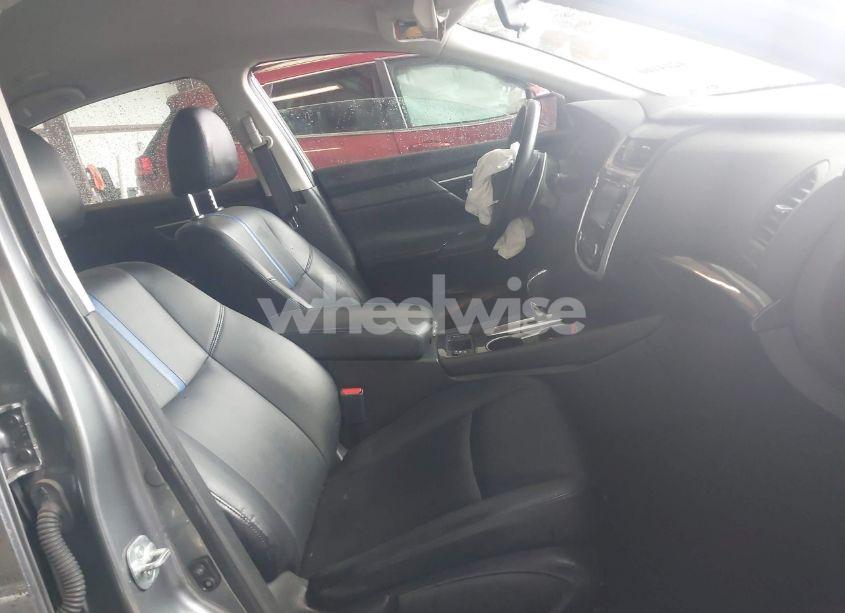 Photo 5 of 2018 Nissan Altima 2.5 SR (VIN 1N4AL3AP0JC284373)