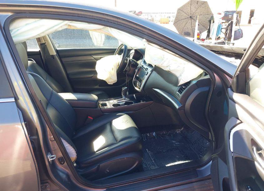 Photo 5 of 2018 Nissan Altima 2.5 SR (VIN 1N4AL3AP0JC289086)