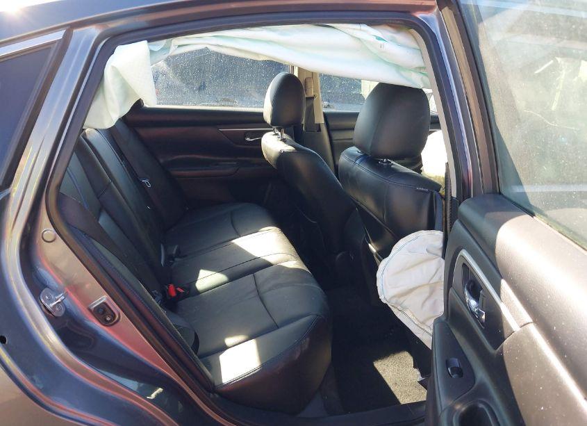 Photo 8 of 2018 Nissan Altima 2.5 SR (VIN 1N4AL3AP0JC289086)