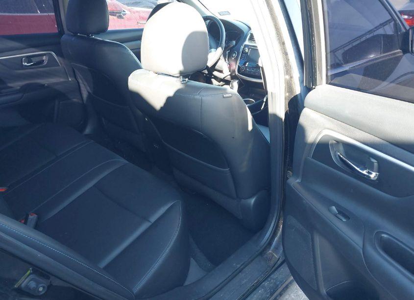 Photo 8 of 2018 Nissan Altima 2.5 SR (VIN 1N4AL3AP0JC291324)