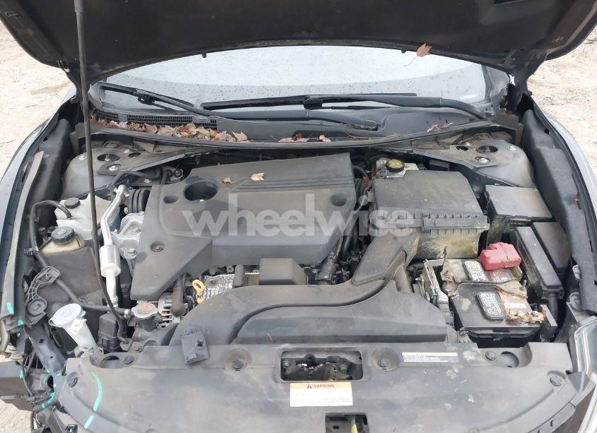 Photo 10 of 2018 Nissan Altima 2.5 SR (VIN 1N4AL3AP0JC471872)