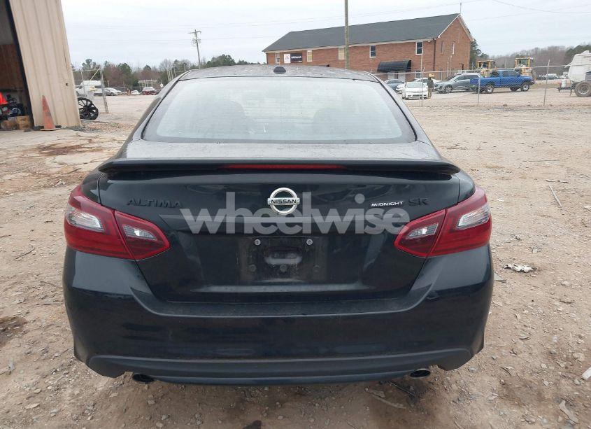 Photo 16 of 2018 Nissan Altima 2.5 SR (VIN 1N4AL3AP0JC471872)