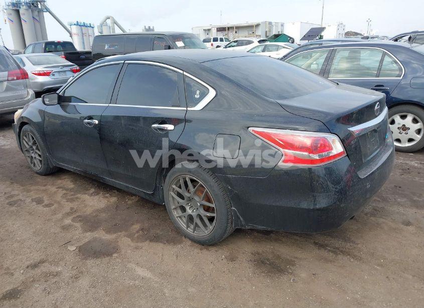 Photo 3 of 2013 Nissan Altima 2.5 S (VIN 1N4AL3AP1DC111871)