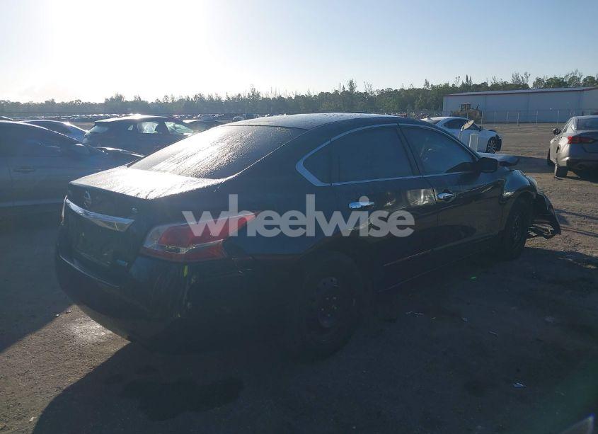 Photo 4 of 2013 Nissan Altima 2.5 S (VIN 1N4AL3AP1DC201571)