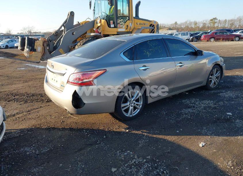 Photo 4 of 2013 Nissan Altima 2.5 S (VIN 1N4AL3AP1DC212537)