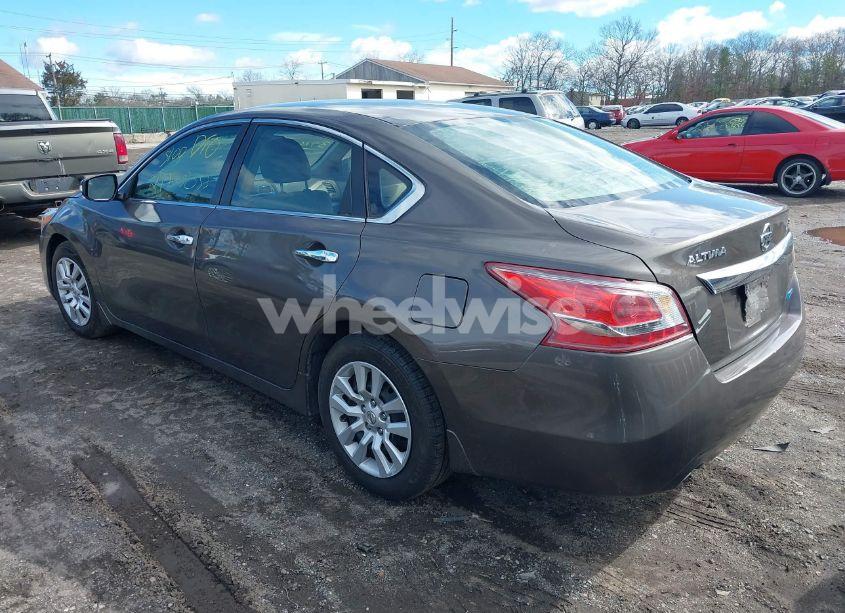 Photo 3 of 2013 Nissan Altima 2.5 S (VIN 1N4AL3AP1DC230410)