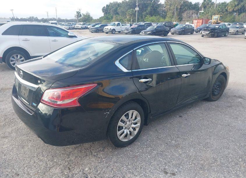 Photo 4 of 2013 Nissan Altima 2.5 S (VIN 1N4AL3AP1DC262872)