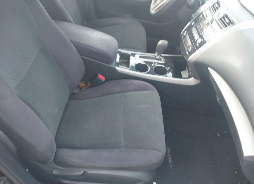 Photo 5 of 2013 Nissan Altima 2.5 S (VIN 1N4AL3AP1DC262872)