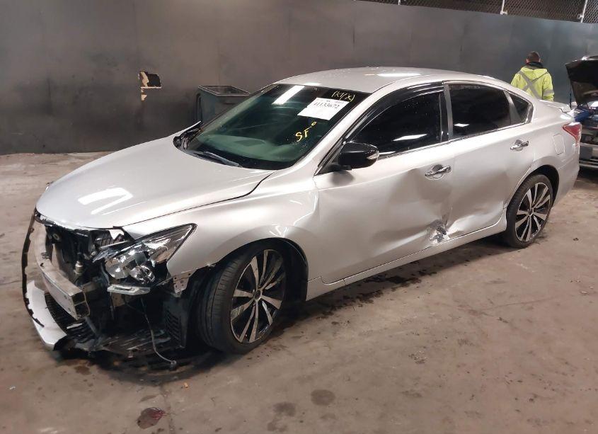 Photo 2 of 2013 Nissan Altima 2.5 S (VIN 1N4AL3AP1DC270387)