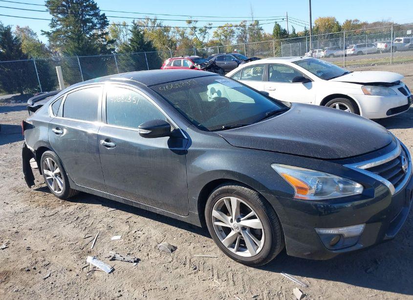 2013 Nissan Altima 2.5 SV (VIN 1N4AL3AP1DC902899) main photo
