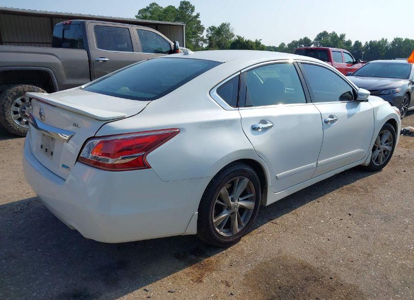 Photo 4 of 2013 Nissan Altima 2.5 SL (VIN 1N4AL3AP1DC920657)