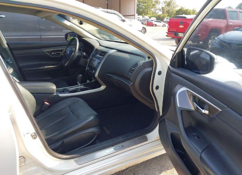 Photo 5 of 2013 Nissan Altima 2.5 SL (VIN 1N4AL3AP1DC920657)