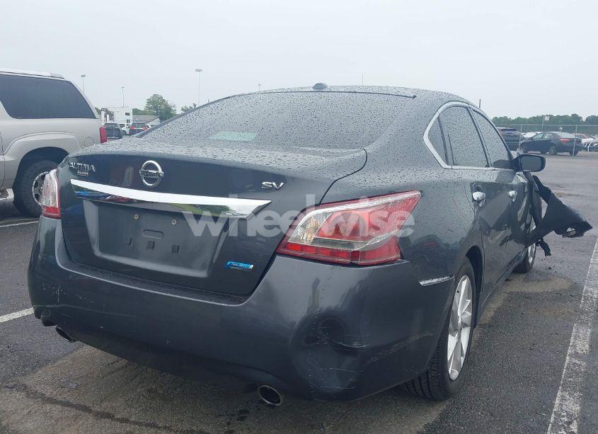 Photo 4 of 2013 Nissan Altima 2.5 SV (VIN 1N4AL3AP1DN400818)