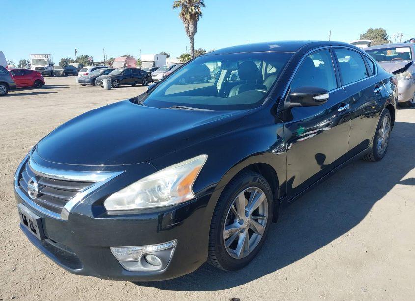Photo 2 of 2013 Nissan Altima 2.5/S/SV/SL (VIN 1N4AL3AP1DN463207)