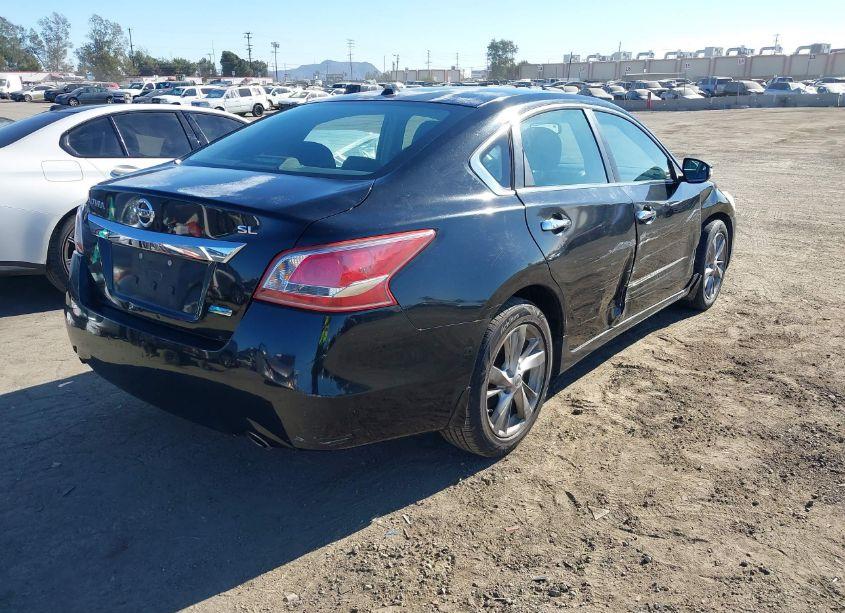 Photo 4 of 2013 Nissan Altima 2.5/S/SV/SL (VIN 1N4AL3AP1DN463207)