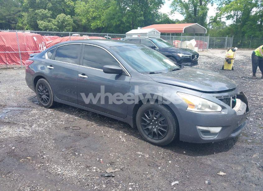 2013 Nissan Altima 2.5 S (VIN 1N4AL3AP1DN473512) main photo