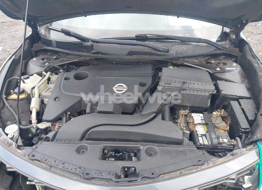 Photo 10 of 2013 Nissan Altima 2.5 S (VIN 1N4AL3AP1DN473512)