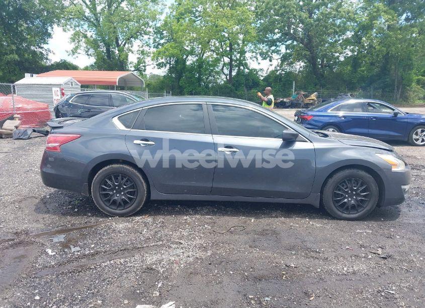 Photo 13 of 2013 Nissan Altima 2.5 S (VIN 1N4AL3AP1DN473512)