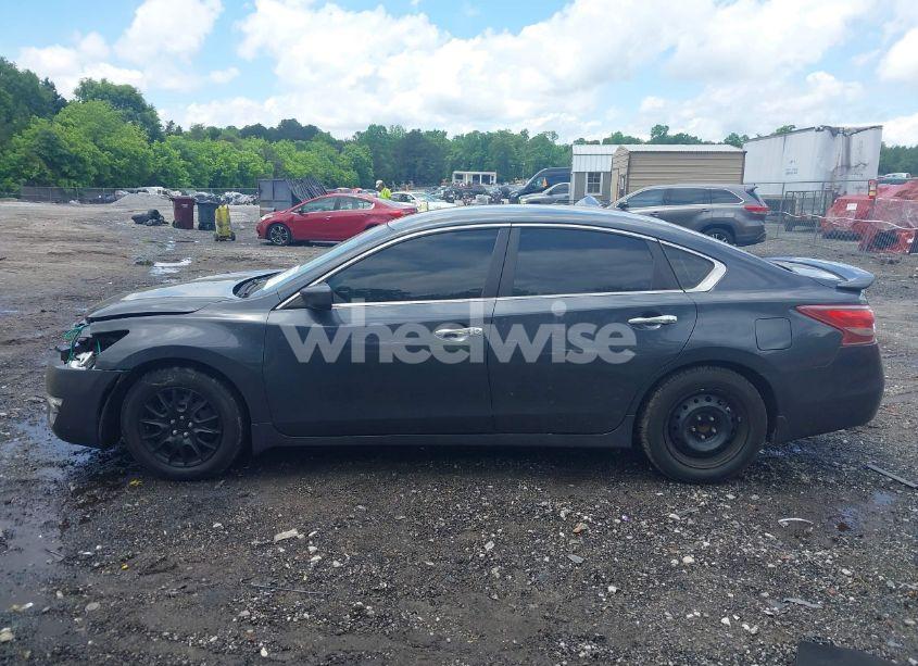 Photo 14 of 2013 Nissan Altima 2.5 S (VIN 1N4AL3AP1DN473512)