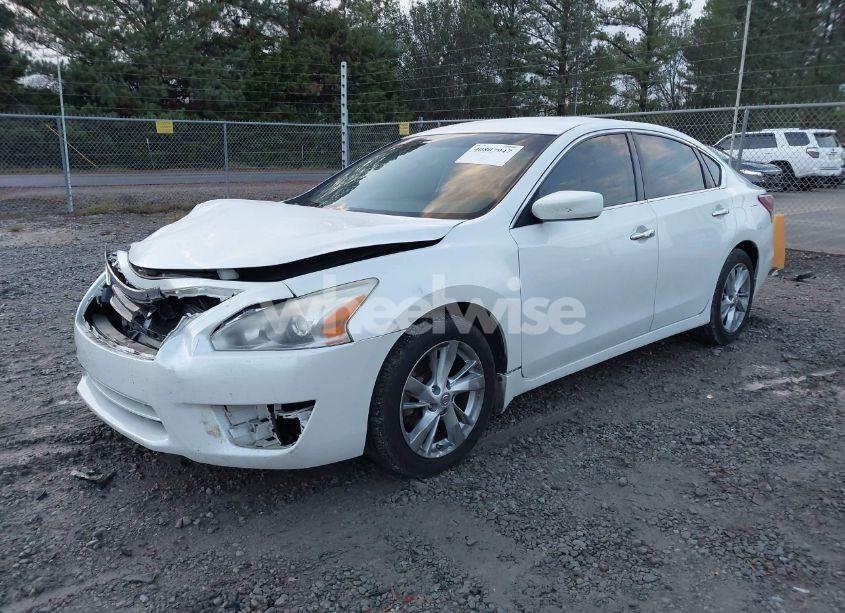 Photo 2 of 2013 Nissan Altima 2.5 SV (VIN 1N4AL3AP1DN497258)