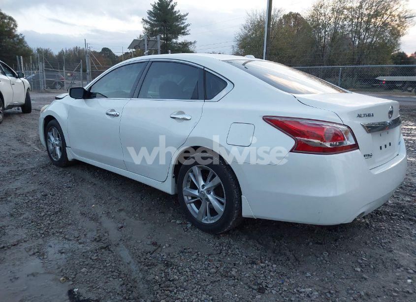 Photo 3 of 2013 Nissan Altima 2.5 SV (VIN 1N4AL3AP1DN497258)