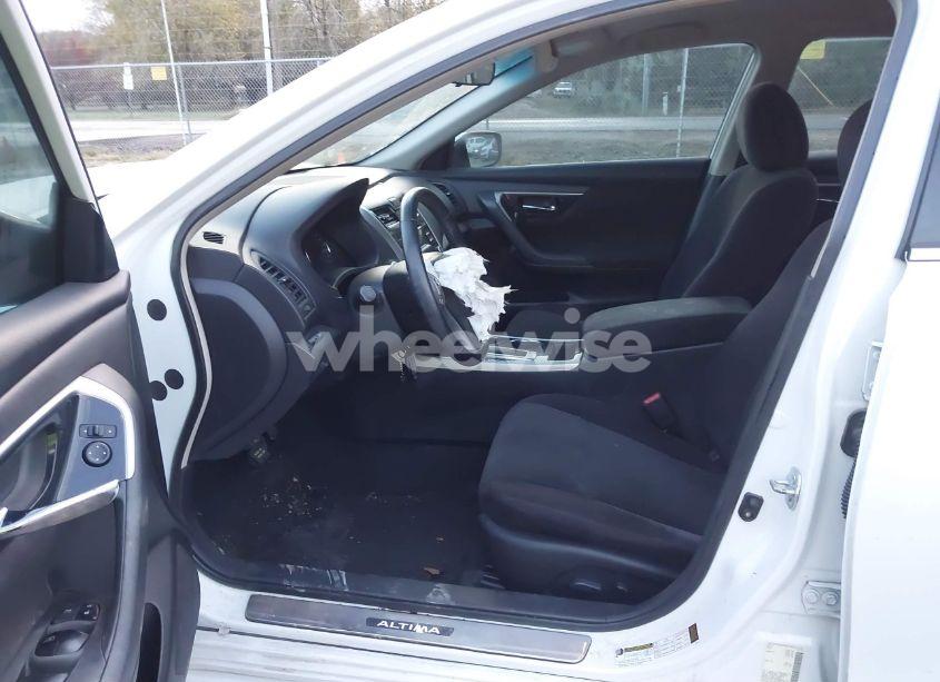 Photo 5 of 2013 Nissan Altima 2.5 SV (VIN 1N4AL3AP1DN497258)